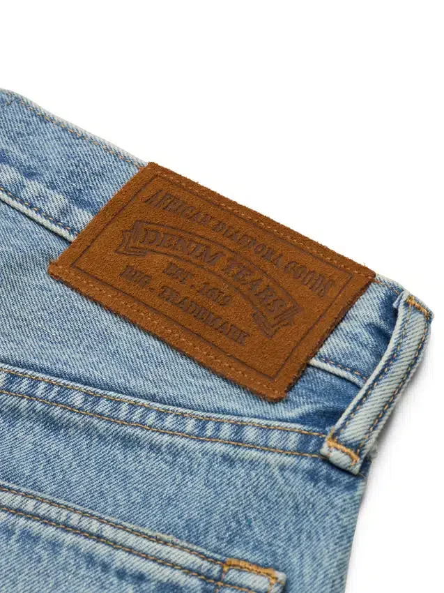 Weite Denim-Jeanshose mit Cotton Wreath, helle Waschung