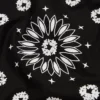 Cotton Wreath-Bandana mit Paisley-Muster und Kranzmotiv, schwarz