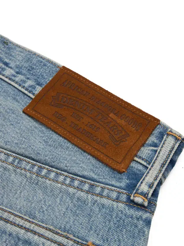 Denim-Shorts „Cotton Wreath“ in heller Waschung