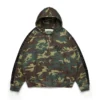 Hoodie mit Reißverschluss, Pailletten-Einsätzen an den Ärmeln und Camouflage-Muster