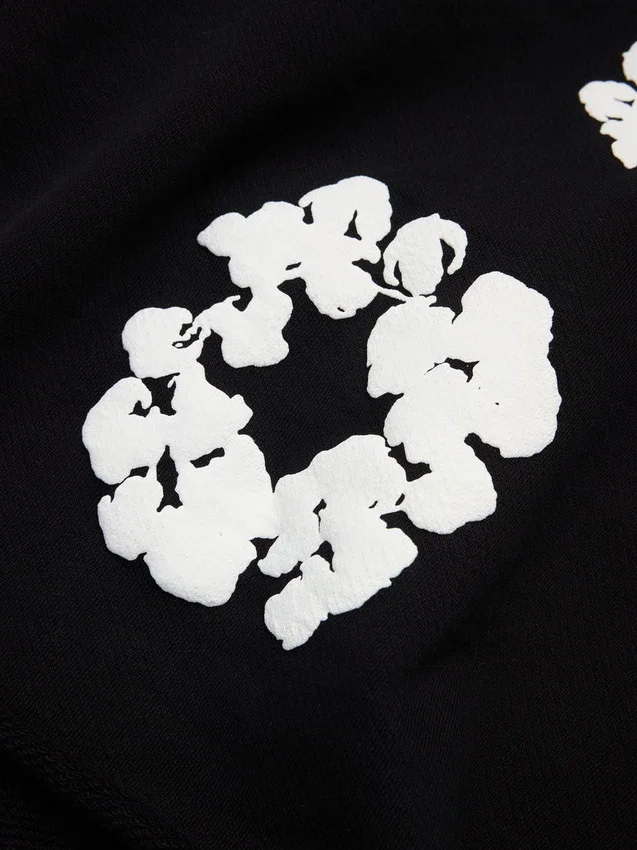 Sweatshorts „Cotton Wreath“ in Schwarz