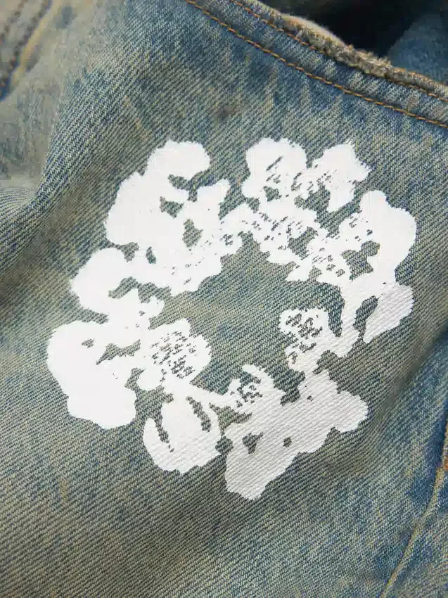 Weite „Cotton Wreath“-Denim-Jeans in „Dirty Wash“