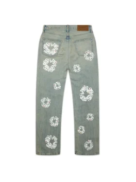 Weite, mit Nieten verzierte „Cotton Wreath“-Denim-Jeanshose in Dirty-Wash-Optik